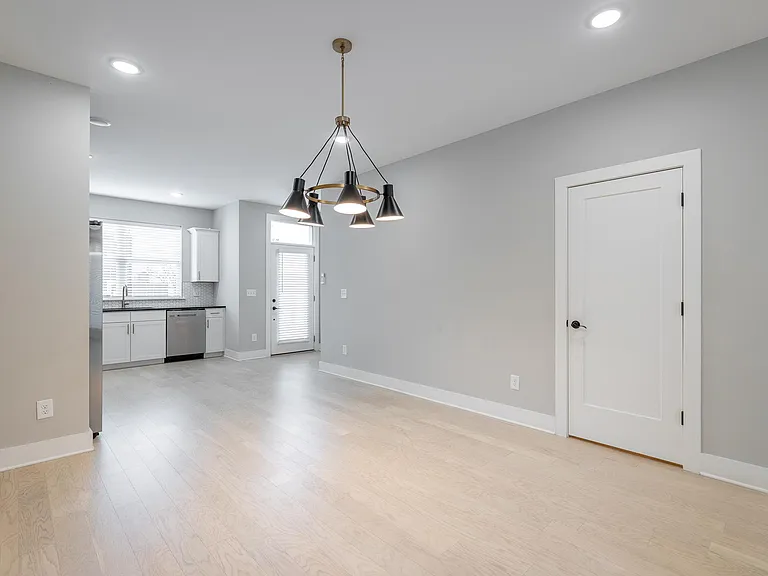 1420 Stockyard Pl — Photo 12