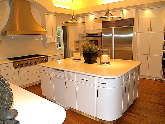 Oversize Kitchen