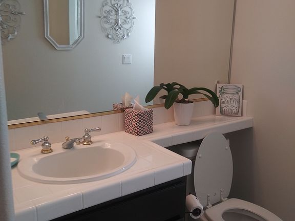 Full 3rd Downstairs Bathroom
