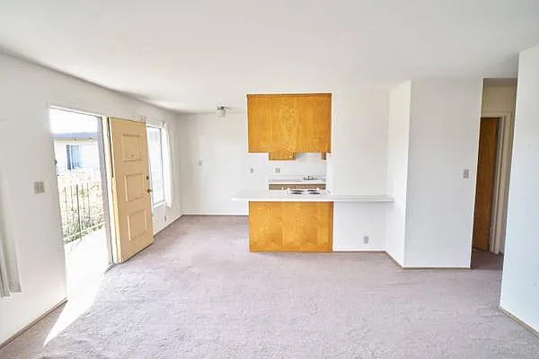 Valley Terrace — Photo 3