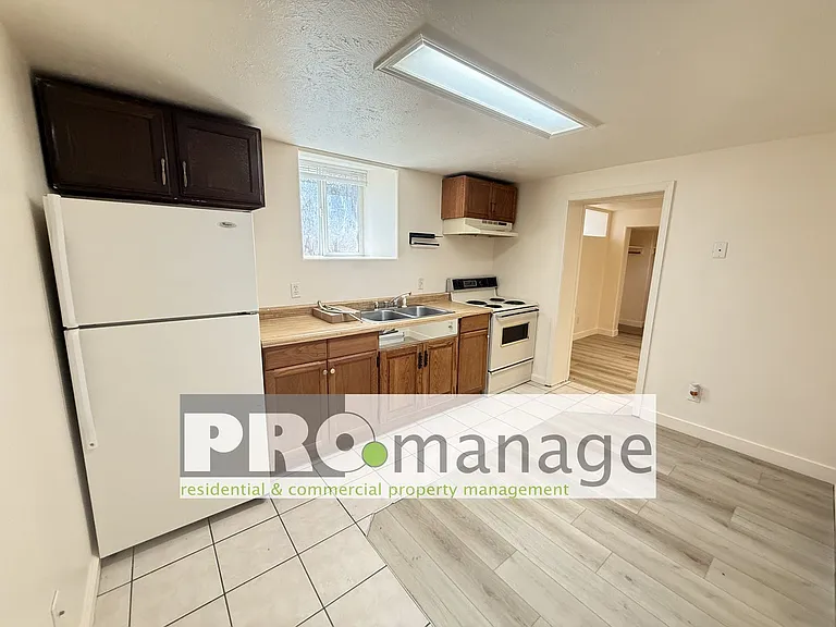 160 Pine St. — Photo 10