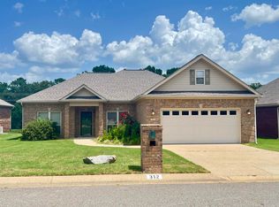 312 Willow Bend Cir, Hot Springs, AR 71913