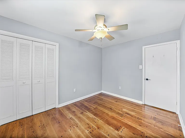 225 Chestnut St — Photo 19