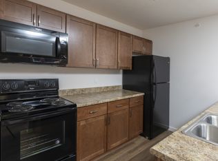 Republic Palms, Republic, MO 65738