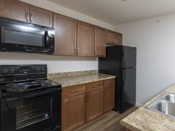 1740 E Hamilton Way #L02