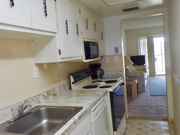 4th image of 3680 Barna Ave Unit 215