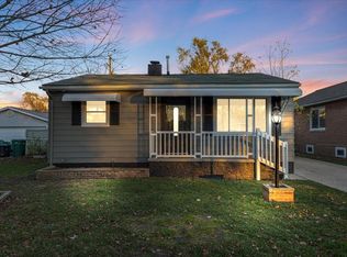 371 S Harris Rd, Ypsilanti, MI 48198