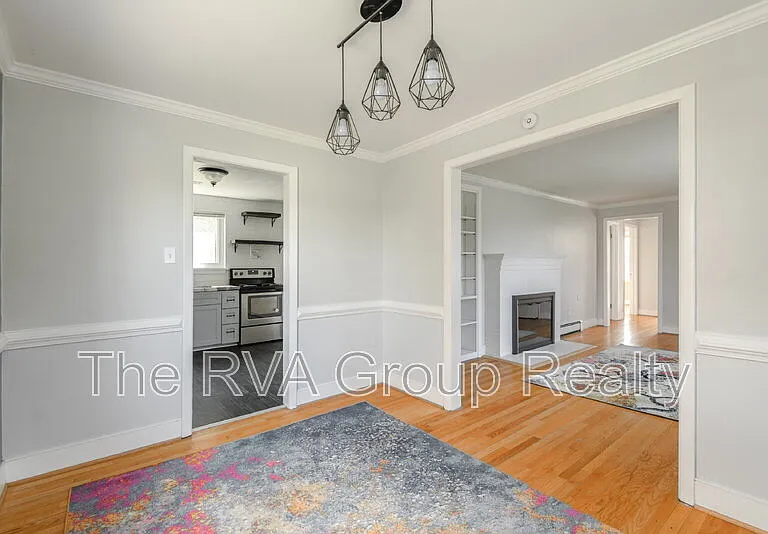 2201 Lydell Dr — Photo 13