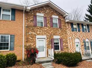 363 New Kent Rd, Blacksburg, VA 24060