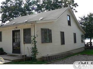 5811 Morning Dr, Davisburg, MI 48350