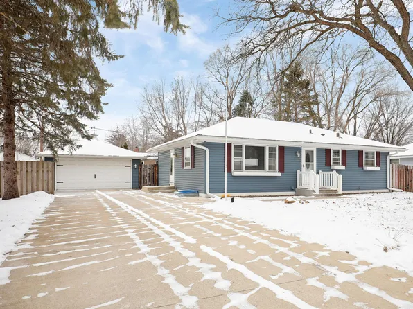 1508 Pribble St N, Champlin, MN 55316