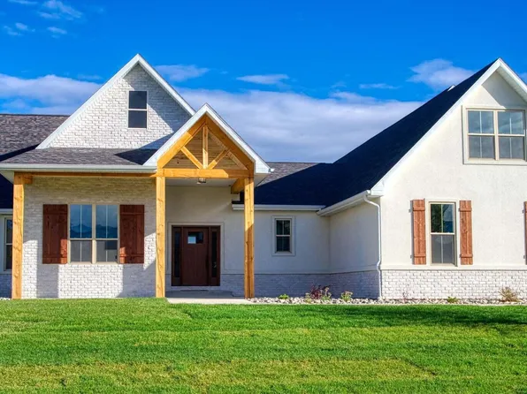 22 Club House Dr, Sheridan, WY 82801