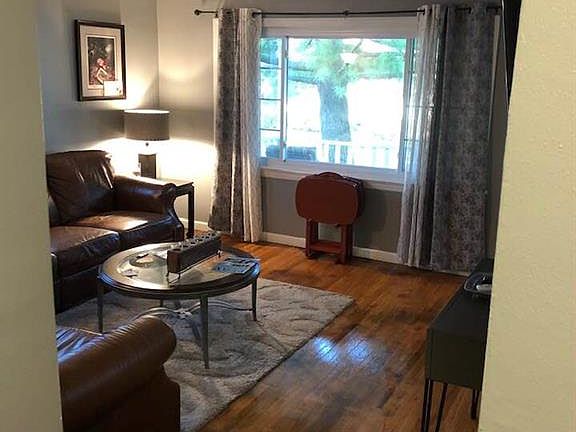 5th image of 945 Kercher St