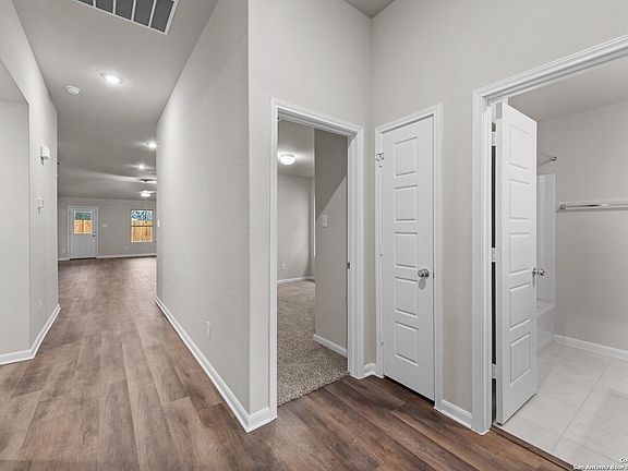4th image of 4383 Southton Woods