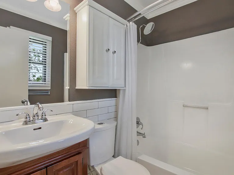 4036 N Edgemoor Dr — Photo 6