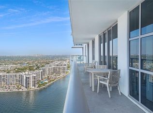 Hollywood Residences, Hollywood, FL 33019