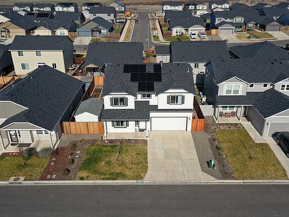 2nd image of 3529 Carlin Dr