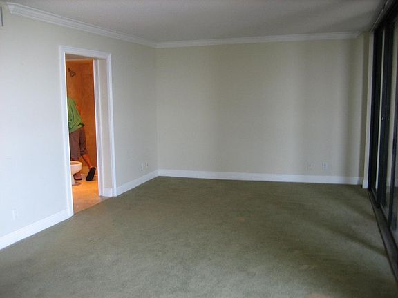 3rd image of 2000 Presidential Way APT 1203
