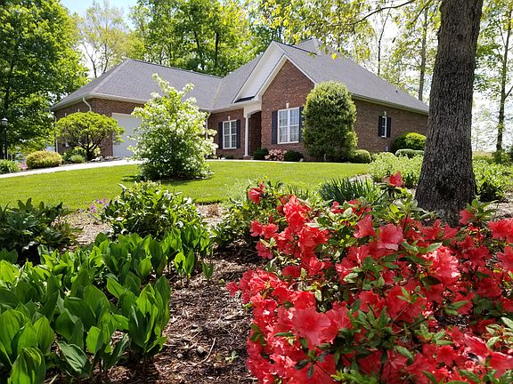 2nd image of 3478 Blankenship Dr