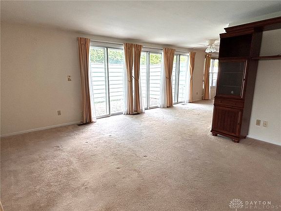 5th image of 5828 Troy Villa Blvd