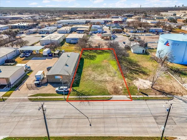 4320 Glenview Dr, Fort Worth, TX 76117