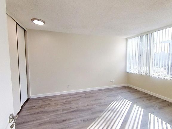 5th image of 1670 El Camino Real #57298c2ac