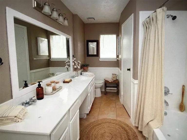 11005 Tobasa Ct — Photo 5