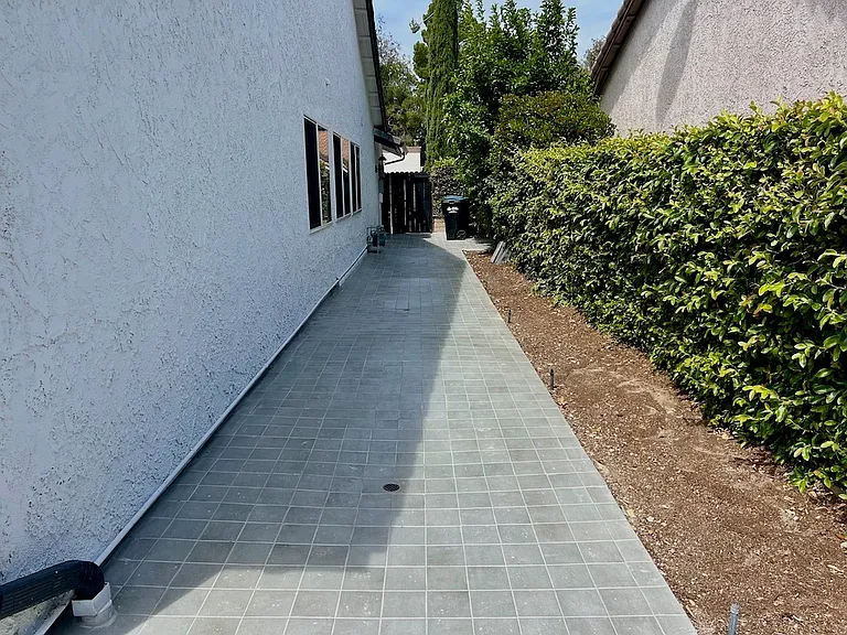 3303 Sawtooth Ct — Photo 9