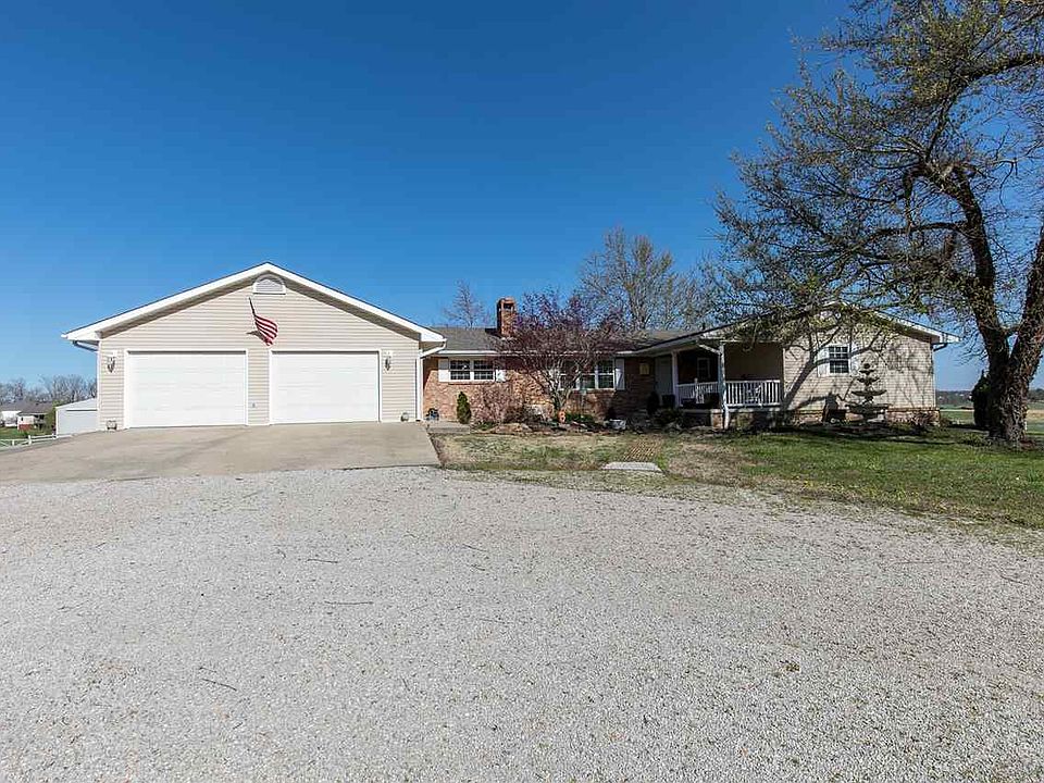 1st image of 44 Forest Meadow Dr