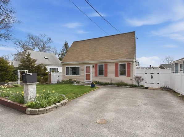 91 Cohasset Rd, Buzzards Bay, MA 02532