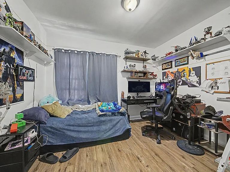 2206 N Kostner Ave #2 — Photo 7
