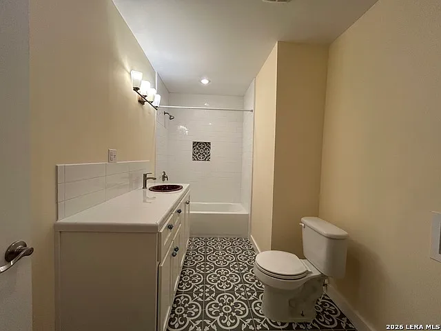 519 Fulton Ave #2 — Photo 8