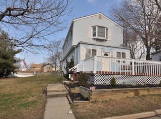 95 Center Ave, Leonardo, NJ 07737