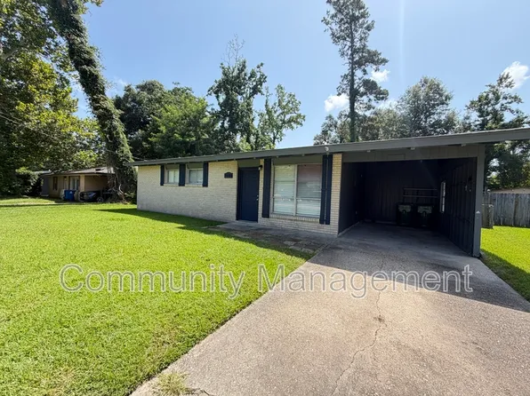1442 Clinton Dr, Denham Springs, LA 70726
