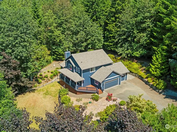 27323 Balmoral Place NE, Kingston, WA 98346