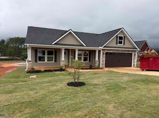 514 Davis Ln, Inman, SC 29349