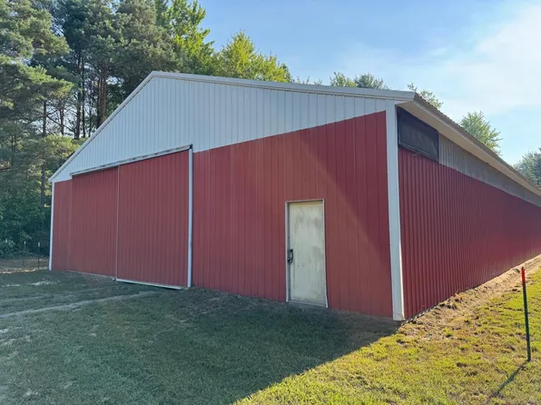 17692 120th Ave, Nunica, MI 49448