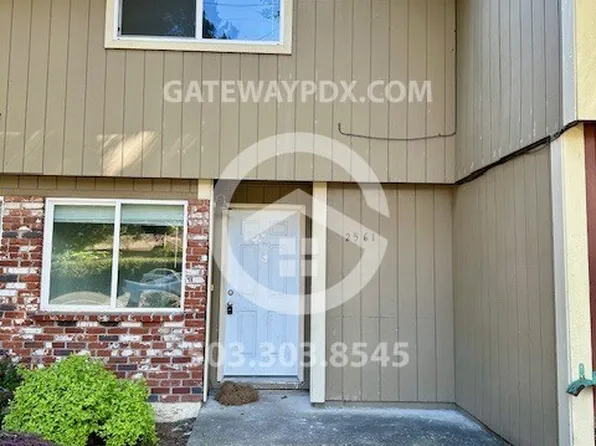 2561 SE Courtney Ave, Portland, OR 97222