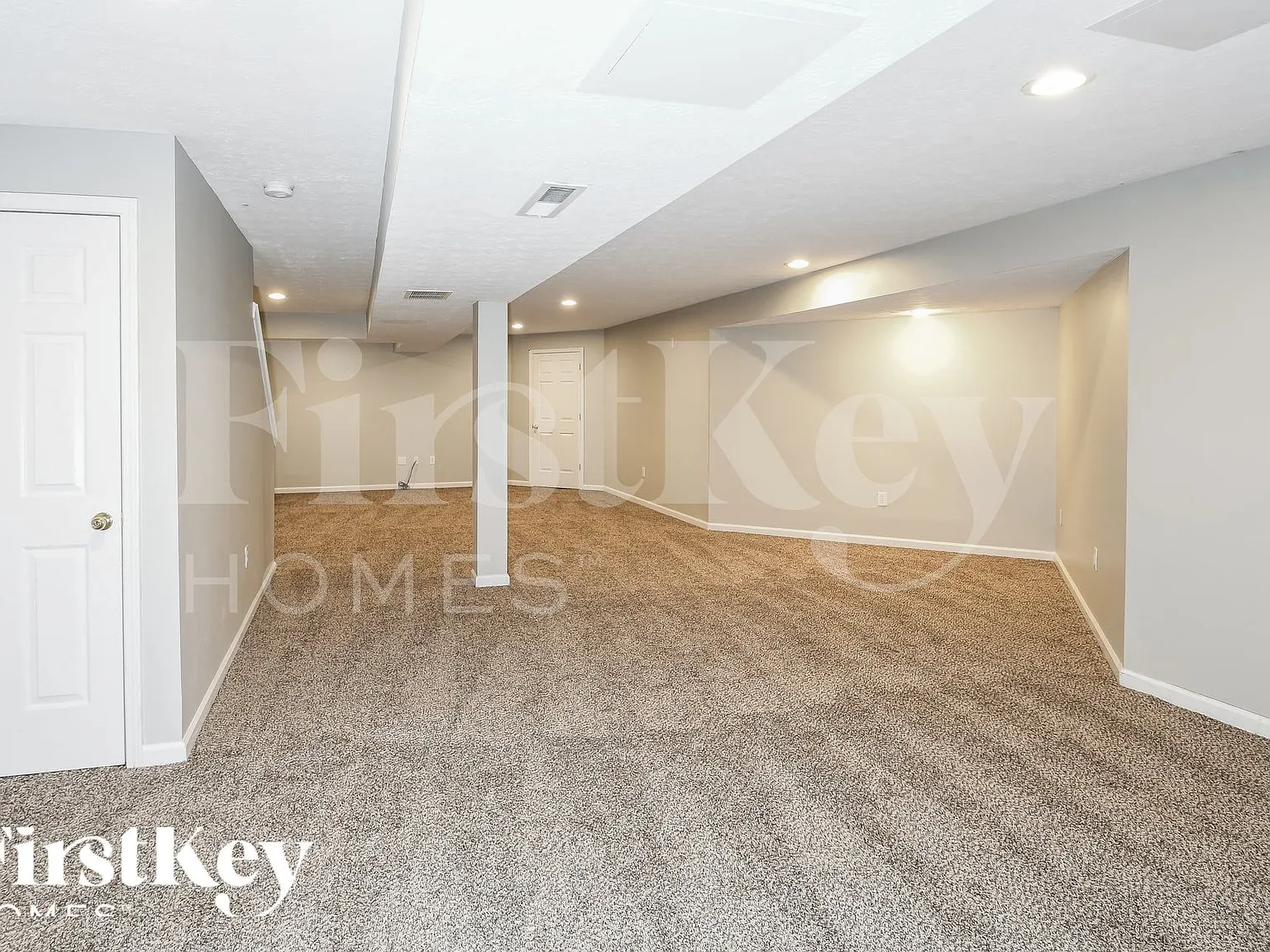 4 bed, 2.5 bath, 3222 sqft, $3,150 — Photo 1