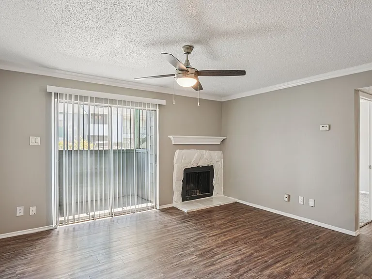 5644 Riverwalk Dr — Photo 39
