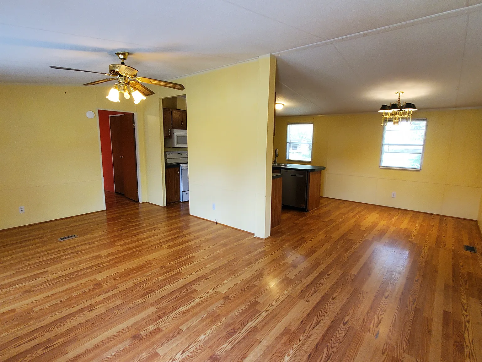 2 bed, 1152 sqft, $1,750 — Photo 4