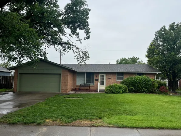 2319 Cleveland St, Great Bend, KS 67530