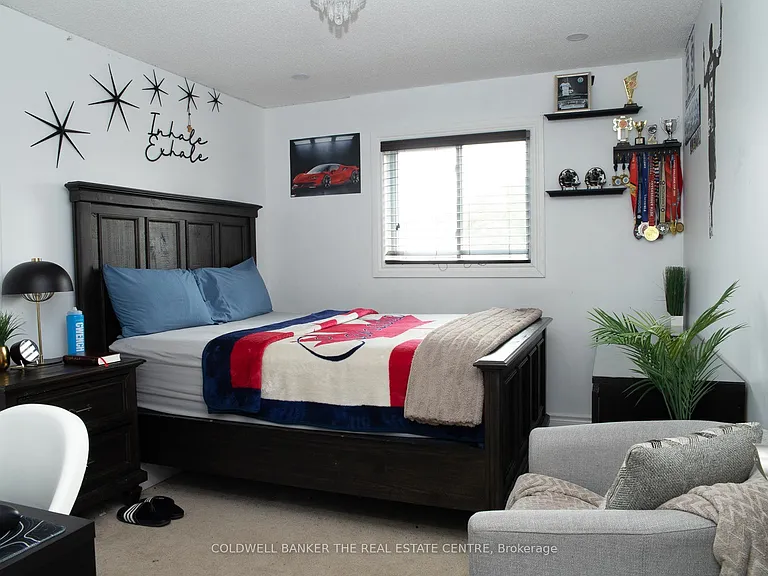 497 Grove St E — Photo 14