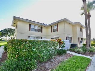 23 Bedford Ct APT B, Royal Palm Beach, FL 33411