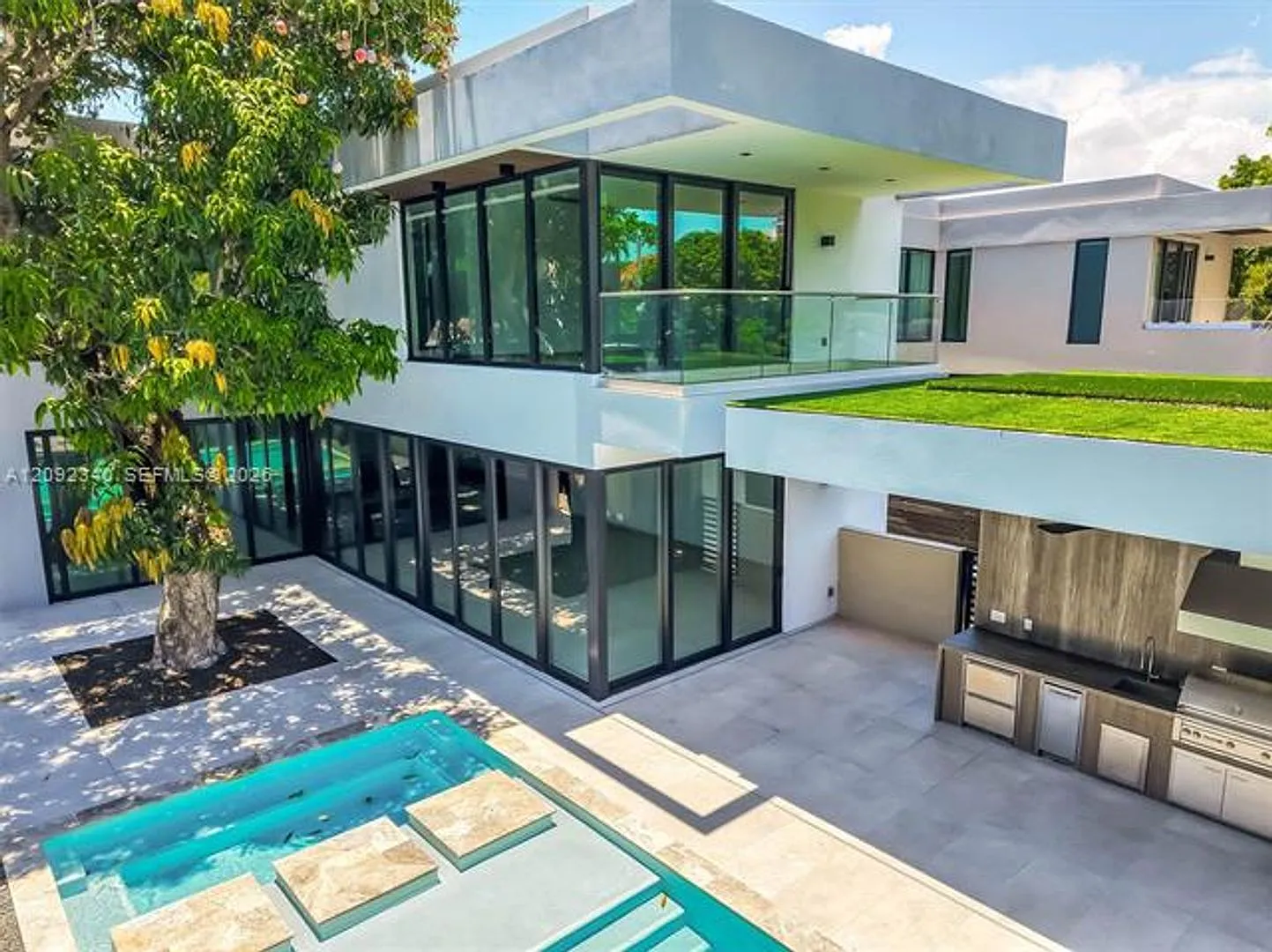 125 SW 29th Rd # 125, Miami, FL 33129 — Photo 3