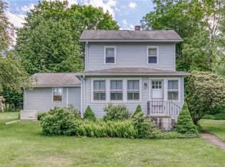 34 Stoddard St, Seymour, CT 06483