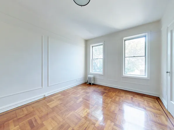 30 Daniel Low Ter #32, Staten Island, NY 10301