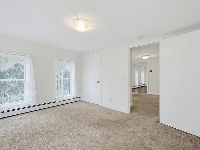 17 Church Ct — Photo 11
