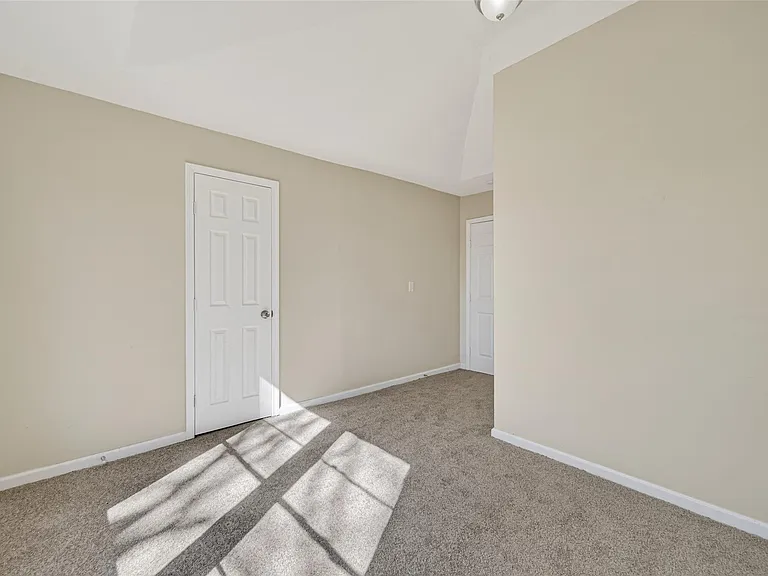 4626 Dewberry St — Photo 35