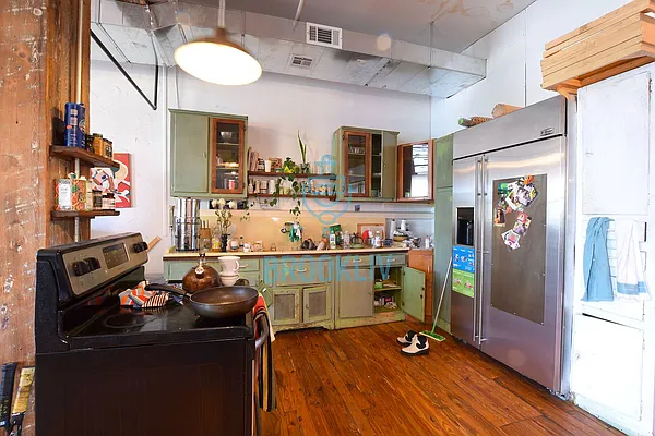 Rented by null | media 3